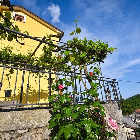 빌라 Danica With Pool - Perka *