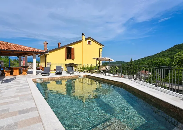 빌라 Danica With Pool - Perka Zvoneca